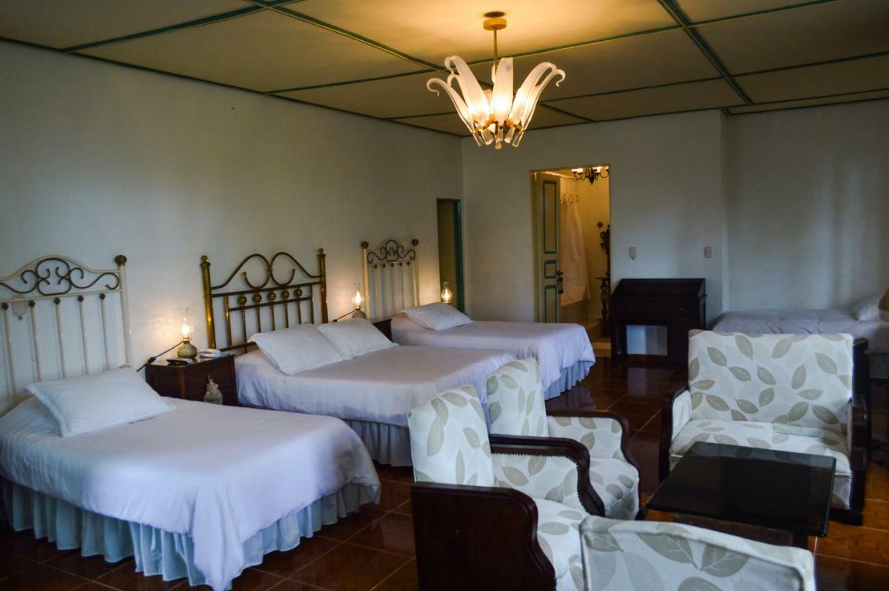 Finca Hotel Los Girasoles 몬테네그로 외부 사진